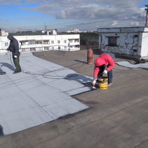 ООО УК «Жилуют» устранила течь кровли