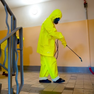 ГЖИ Воронежской области напоминает УК, что дезинфекция мест общего пользования в домах должна проводиться не реже 1 раза в неделю