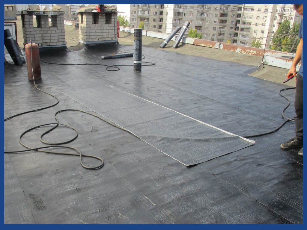 Визит жилищного инспектора помог воронежцу добиться ремонта кровли